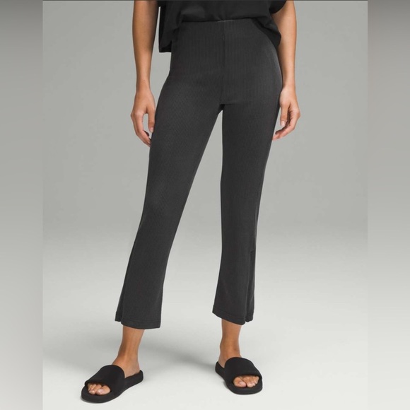 Lululemon Ribbed Softstreme Zip-Leg High-Rise Cropped Pants 25" in Black - Picture 1 of 5